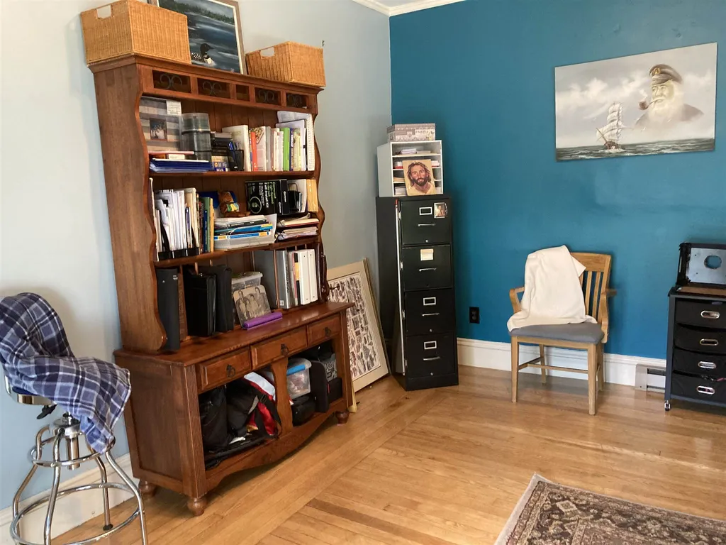 14 Pleasant Street Franklin NH 03235