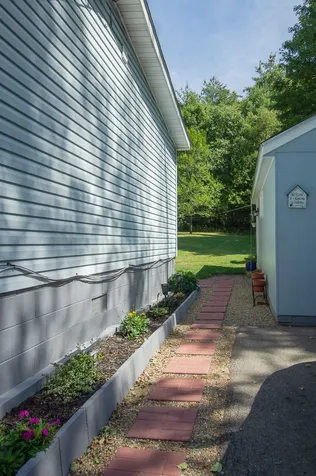 34 Plain Road Hinsdale NH 03451