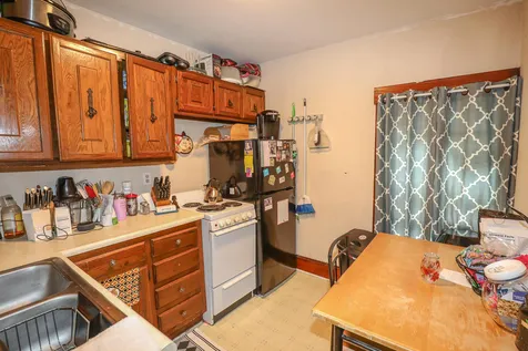 2-2 1/2 Kendrick Street Nashua NH 03064