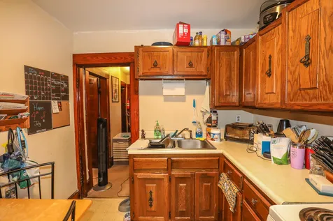 2-2 1/2 Kendrick Street Nashua NH 03064