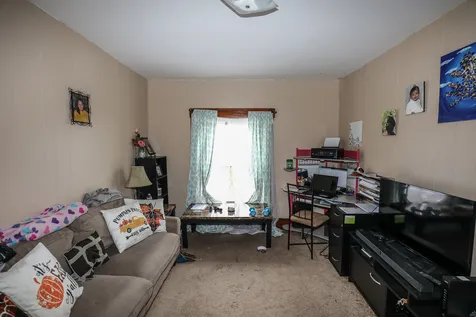 2-2 1/2 Kendrick Street Nashua NH 03064