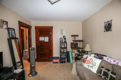 2-2 1/2 Kendrick Street Nashua NH 03064