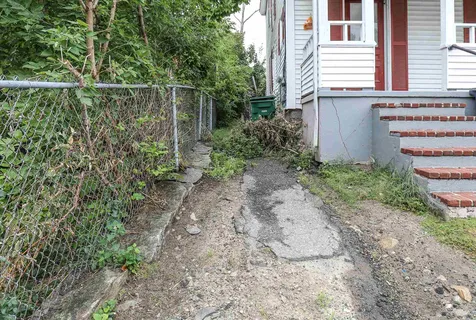 2-2 1/2 Kendrick Street Nashua NH 03064