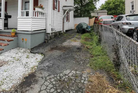 2-2 1/2 Kendrick Street Nashua NH 03064