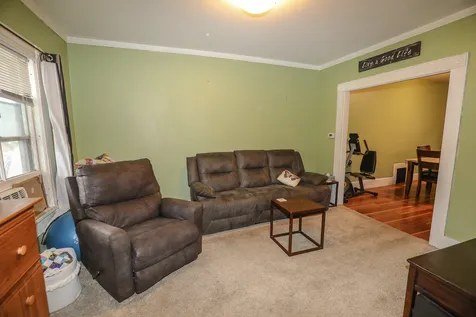 2-2 1/2 Kendrick Street Nashua NH 03064