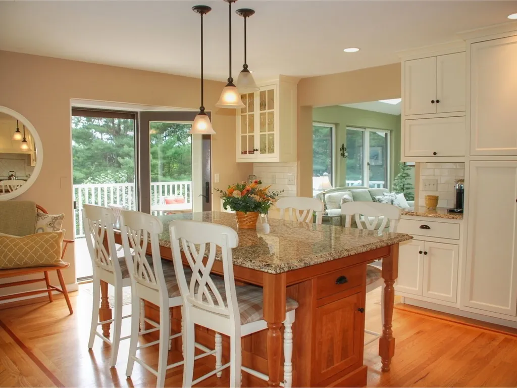 217 Heather Lane Shelburne VT 05482