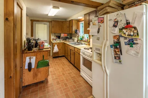 103 Dyer Road Sharon VT 05065