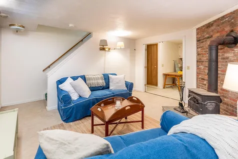 3 College Hill Hanover NH 03755