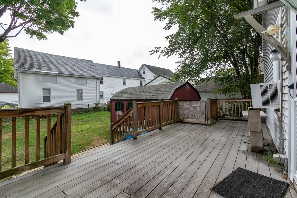 4 Oak Street Nashua NH 03060