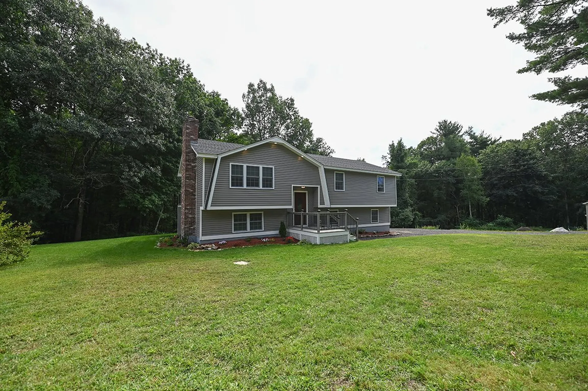 76 Bedard Avenue Derry NH 03038