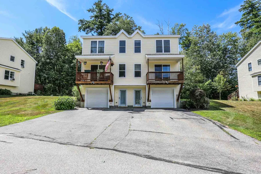 12 Chandler Lane Epping NH 03042