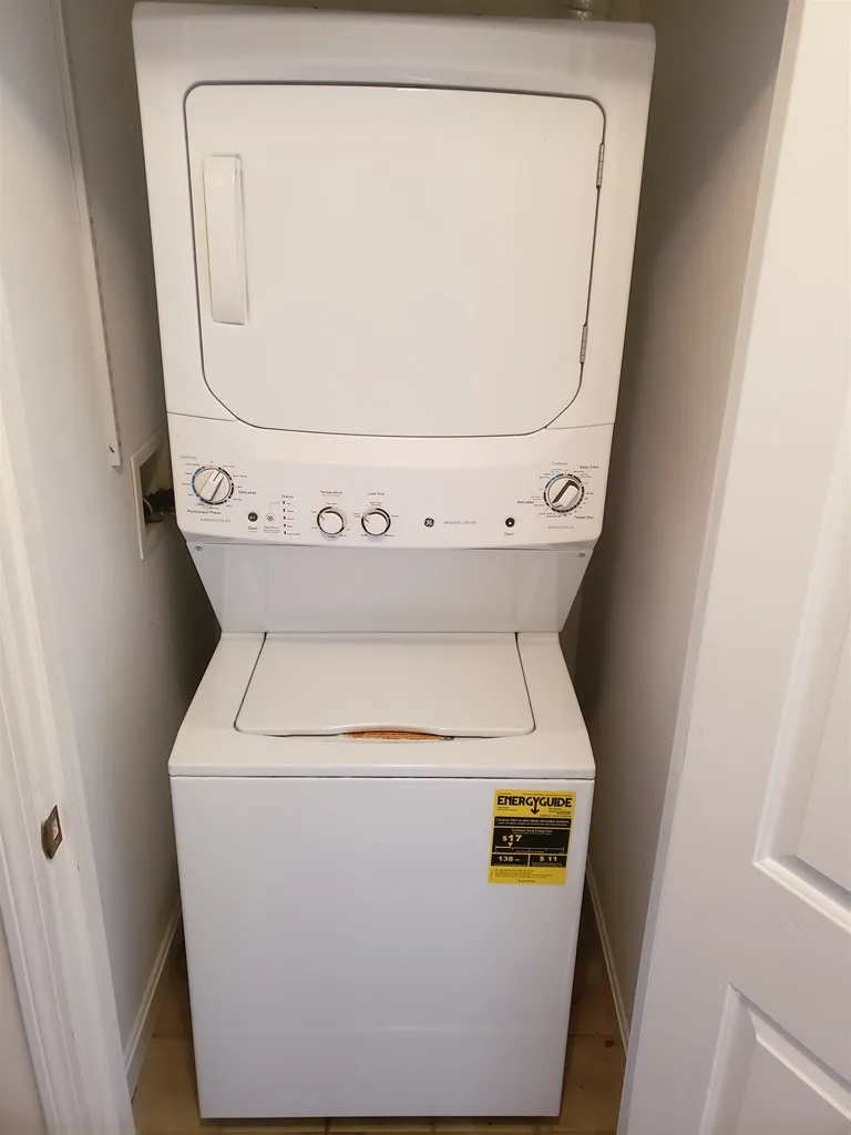 12 Chandler Lane Epping NH 03042