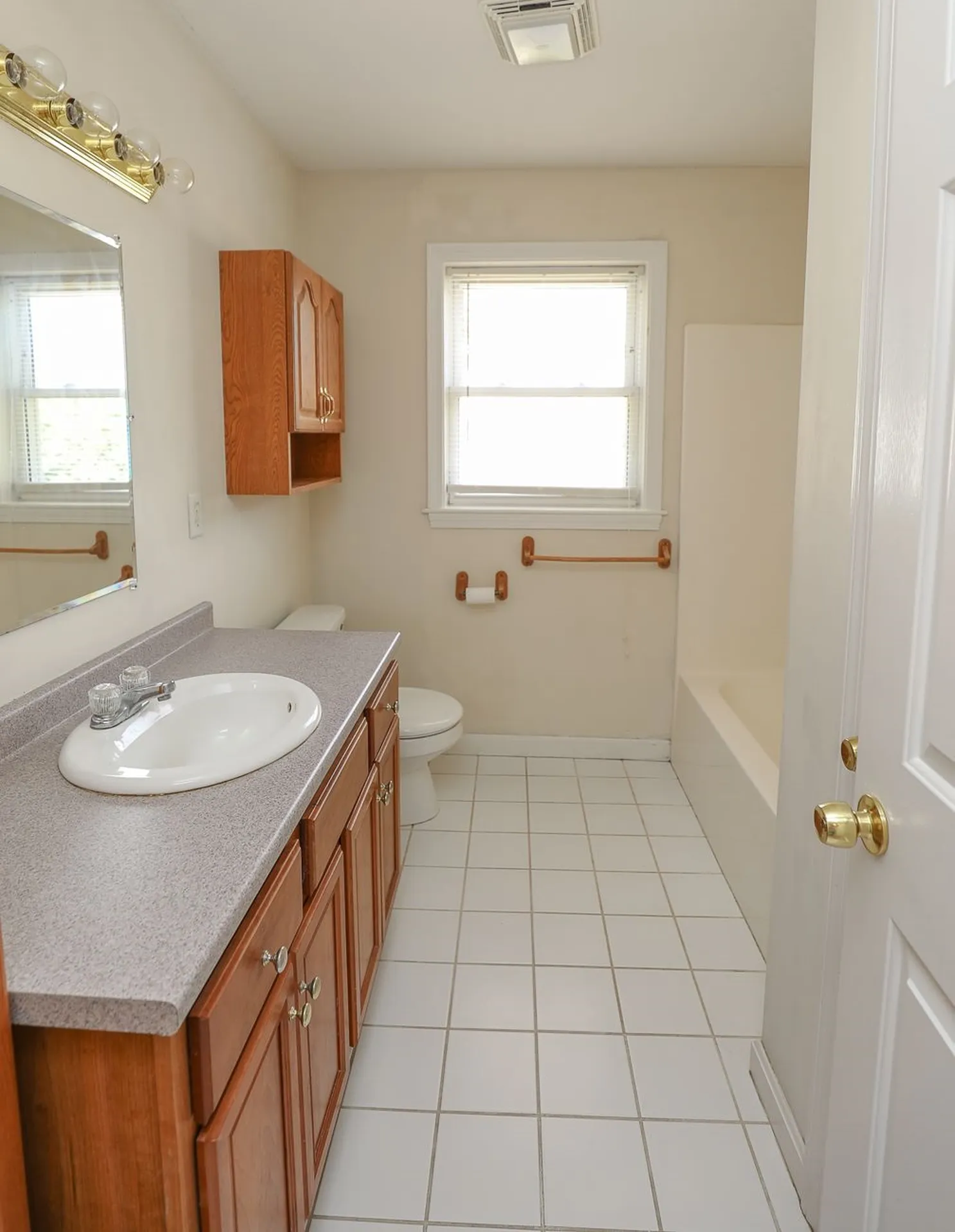 12 Chandler Lane Epping NH 03042