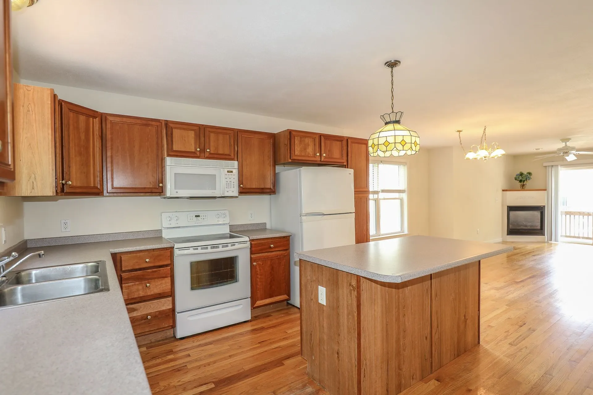 12 Chandler Lane Epping NH 03042