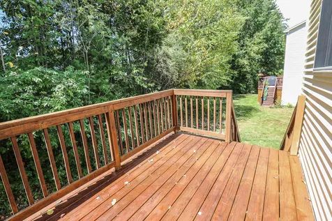 12 Chandler Lane Epping NH 03042