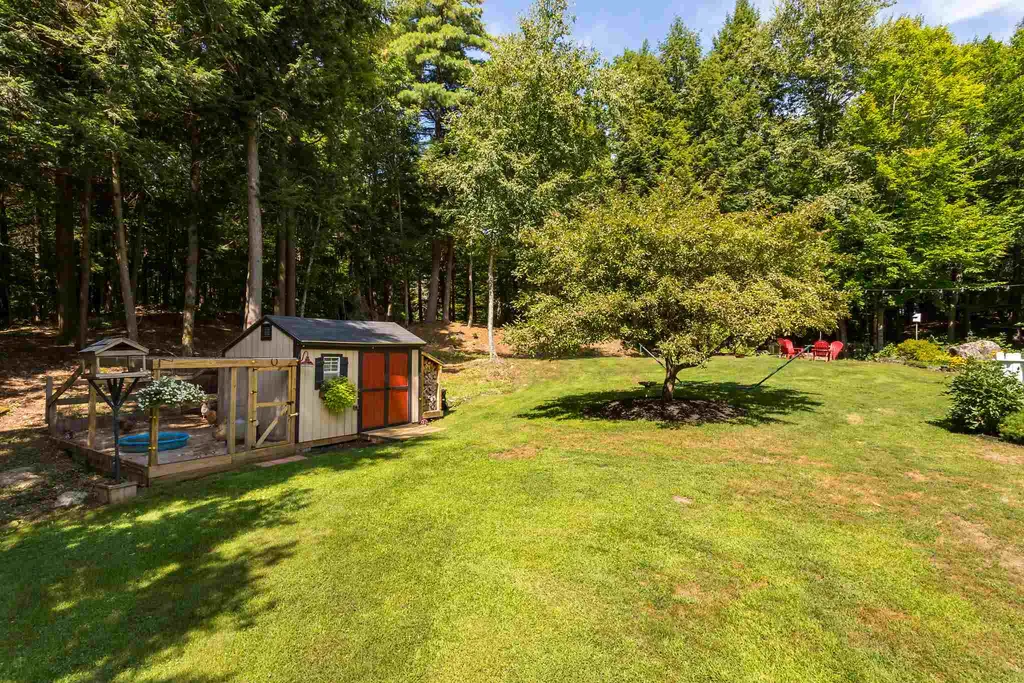 357 Meetinghouse Hill Road Farmington NH 03835