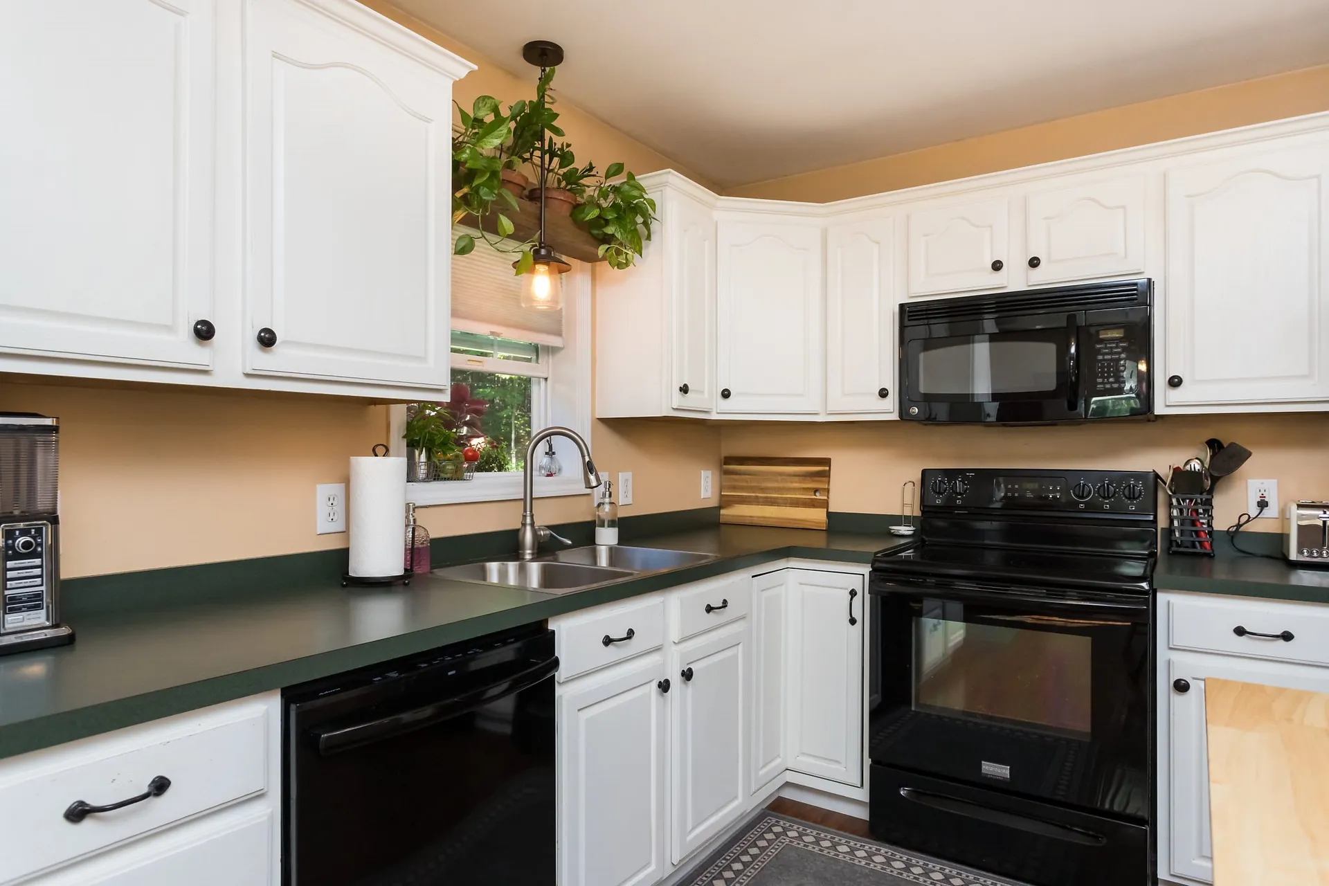357 Meetinghouse Hill Road Farmington NH 03835