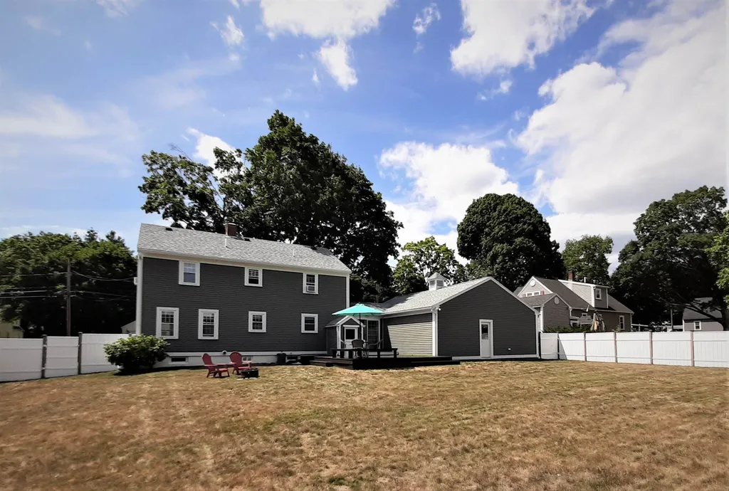 11 Glencrest Avenue Dover NH 03820