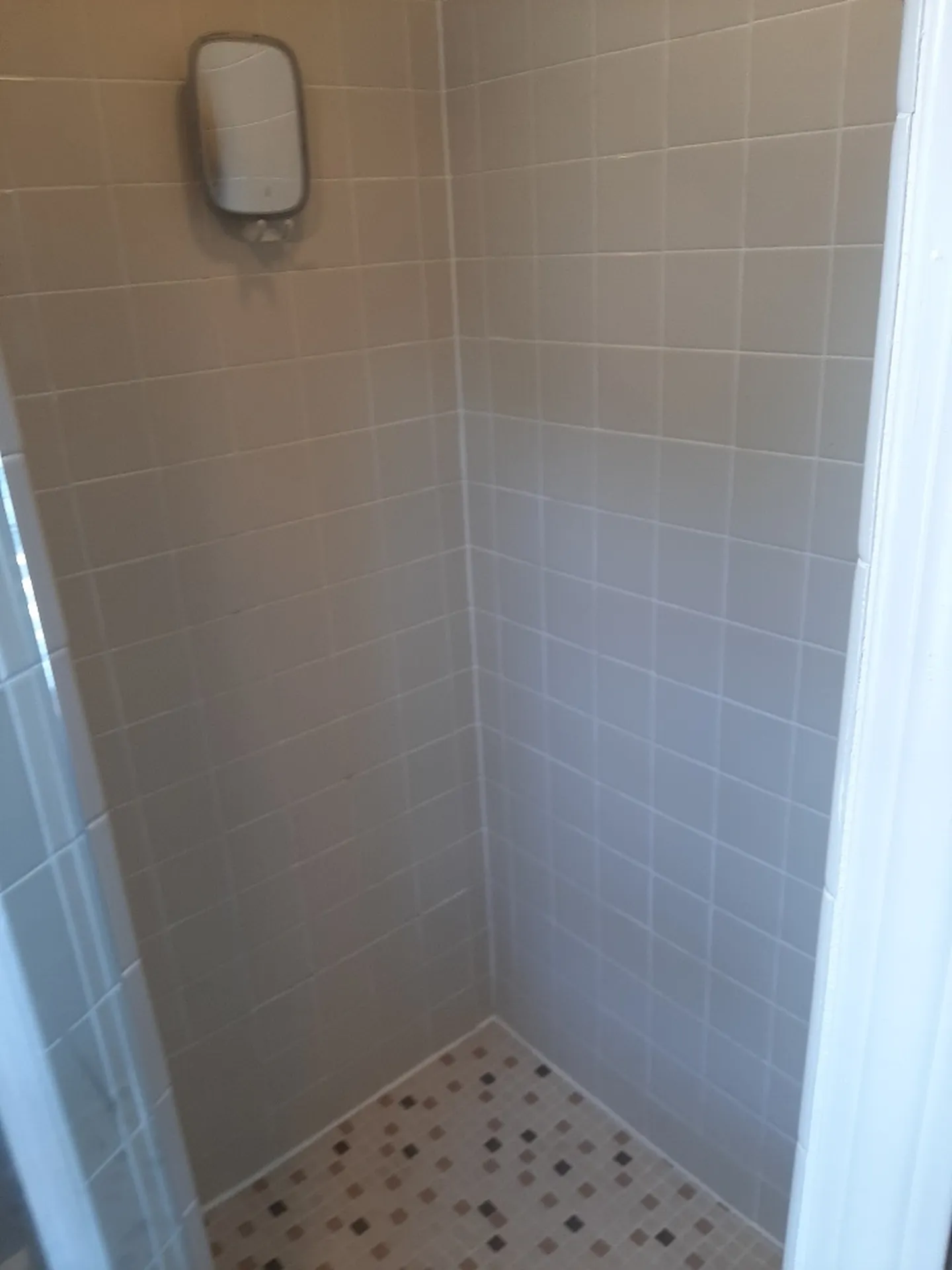 11 Glencrest Avenue Dover NH 03820