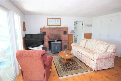 66 The Pines North Georgia VT 05478