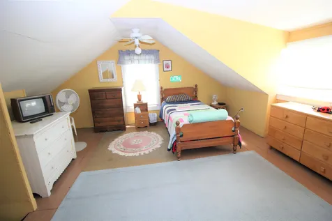 66 The Pines North Georgia VT 05478