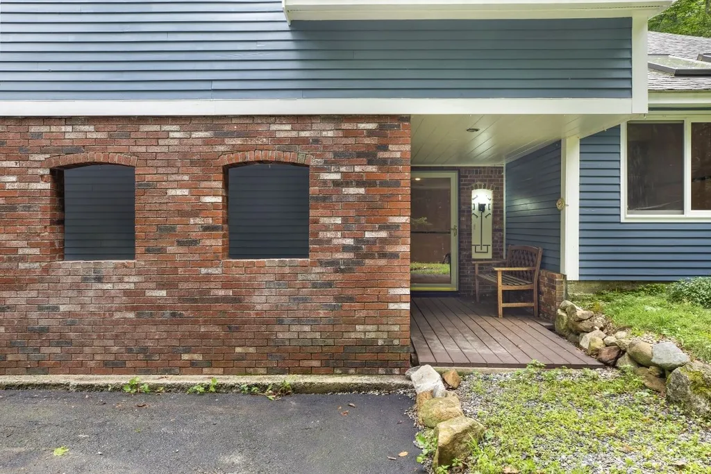 47 Casalis Road Peterborough NH 03458