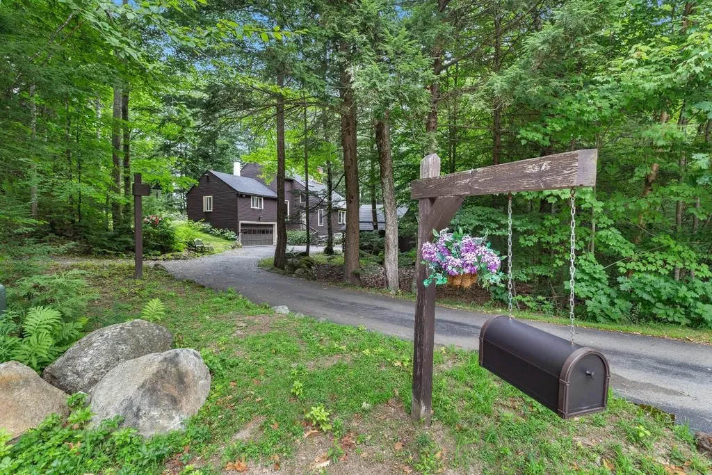 25 Casalis Road Peterborough NH 03458