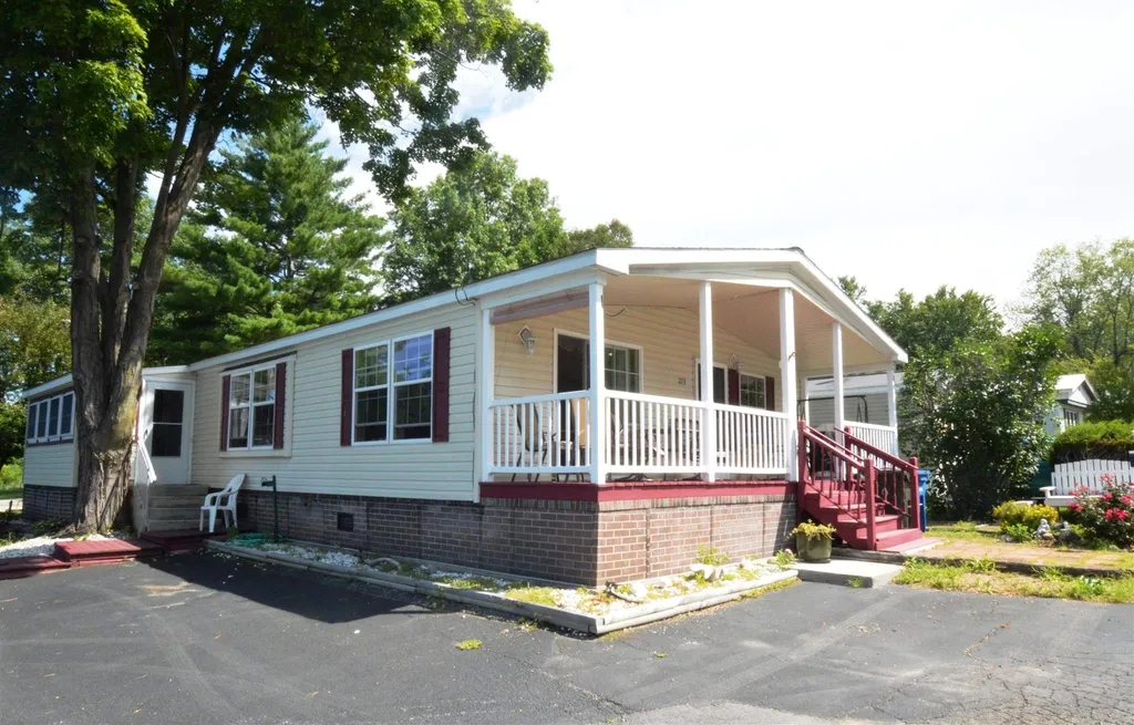 273 Penny Lane Shelburne VT 05482