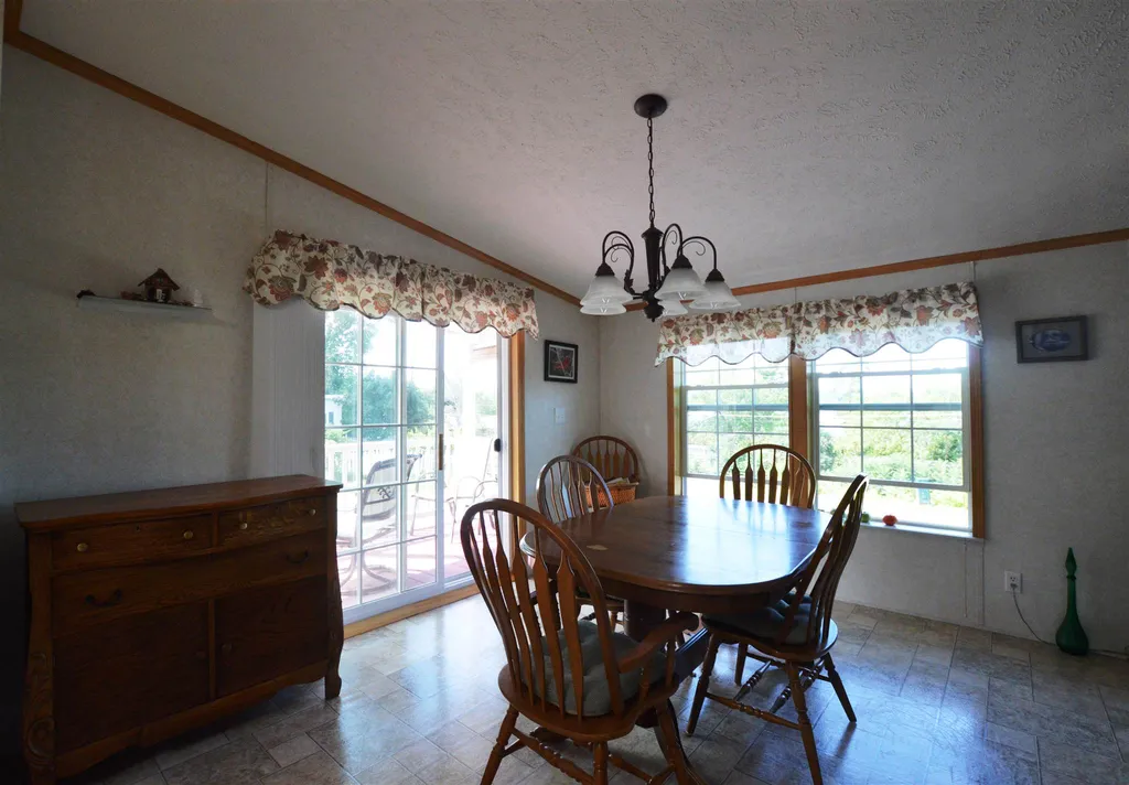 273 Penny Lane Shelburne VT 05482
