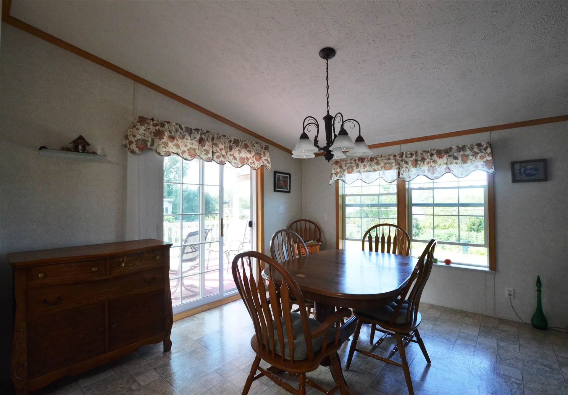 273 Penny Lane Shelburne VT 05482