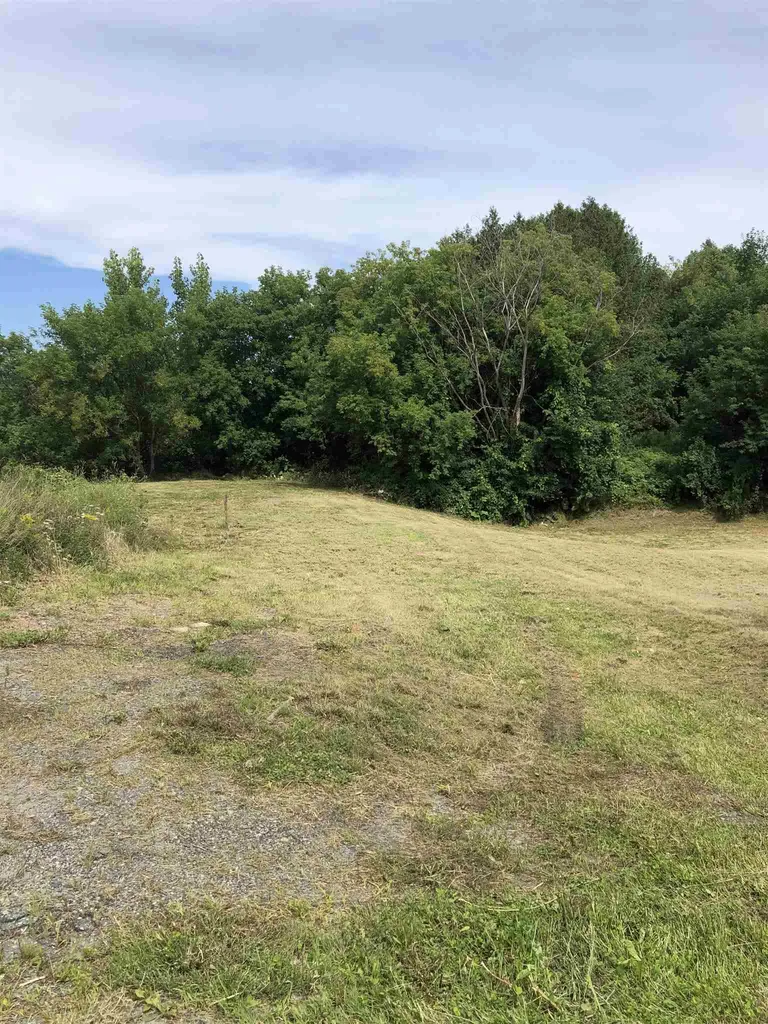 57 East Extension Orleans VT 05860