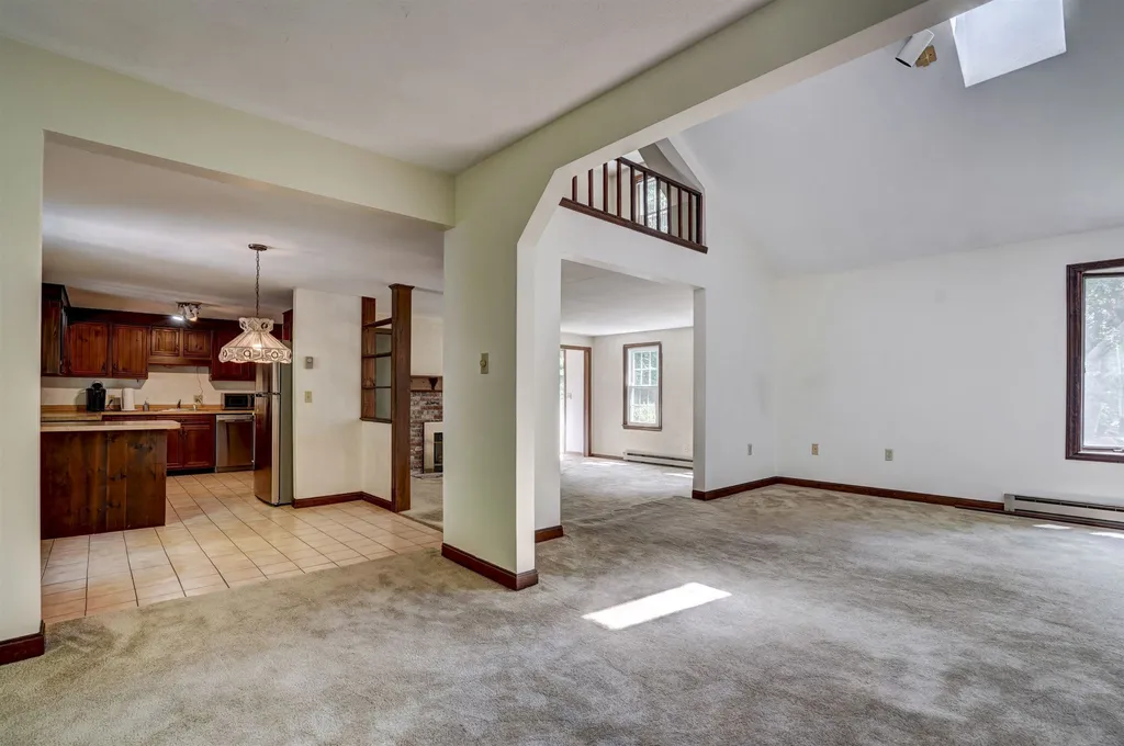 44 Meetinghouse Road Windham NH 03087