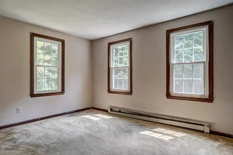 44 Meetinghouse Road Windham NH 03087