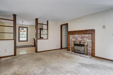 44 Meetinghouse Road Windham NH 03087
