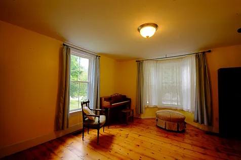 461 Main Street Londonderry VT 05155