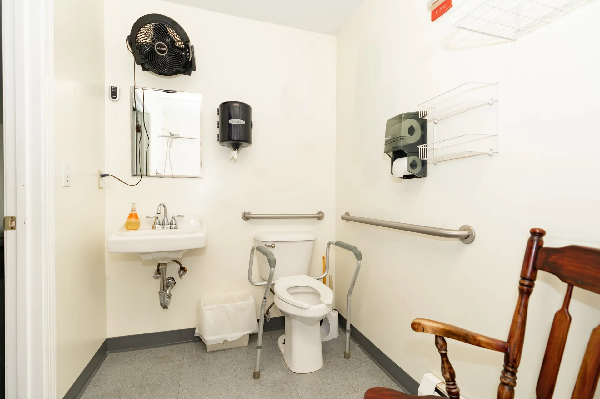 8 Jennifer Drive Merrimack NH 03054