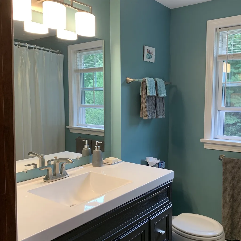 7 Wheelwright Circle Londonderry NH 03053