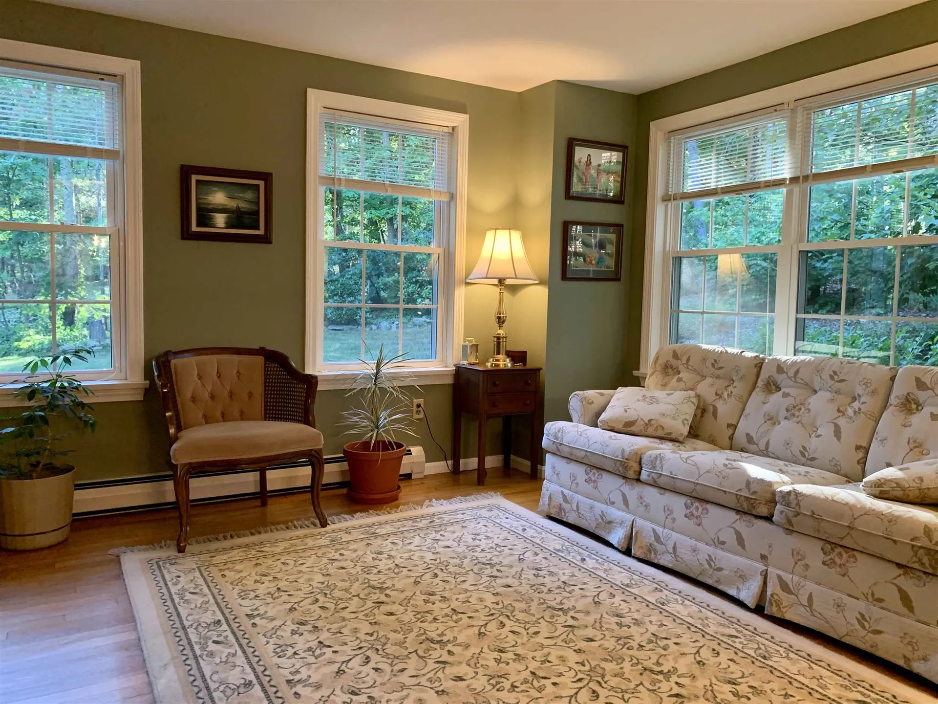 7 Wheelwright Circle Londonderry NH 03053