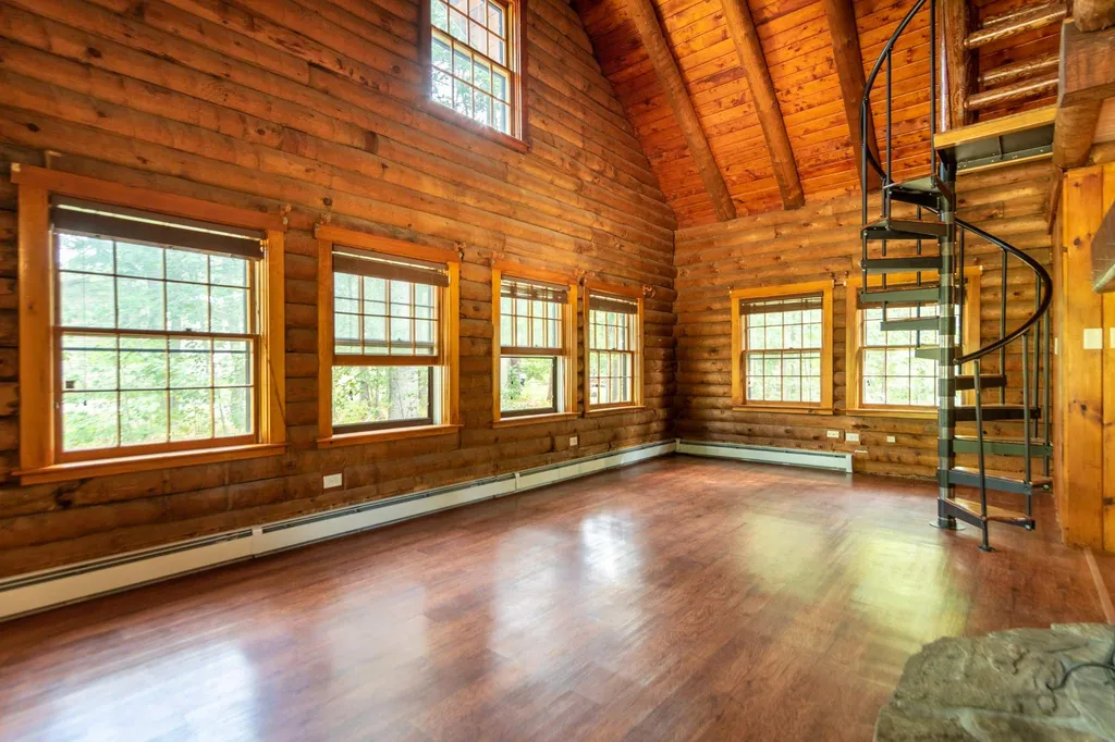 21 Langs Lane Newmarket NH 03857