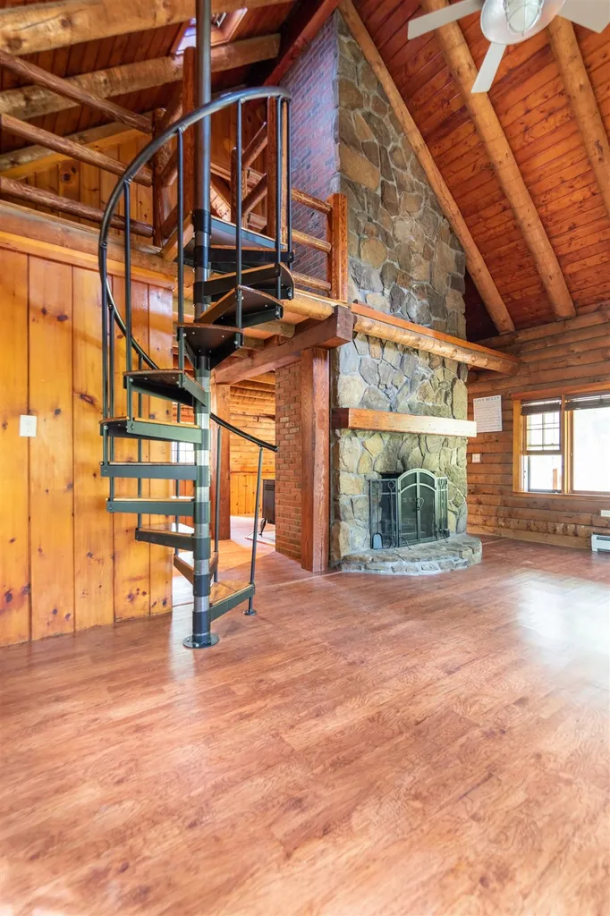 21 Langs Lane Newmarket NH 03857