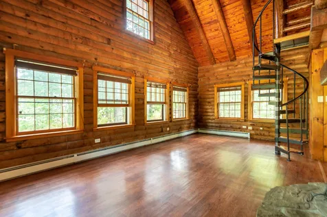 21 Langs Lane Newmarket NH 03857