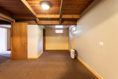21 Langs Lane Newmarket NH 03857
