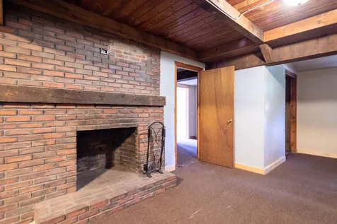 21 Langs Lane Newmarket NH 03857