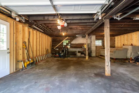 21 Langs Lane Newmarket NH 03857