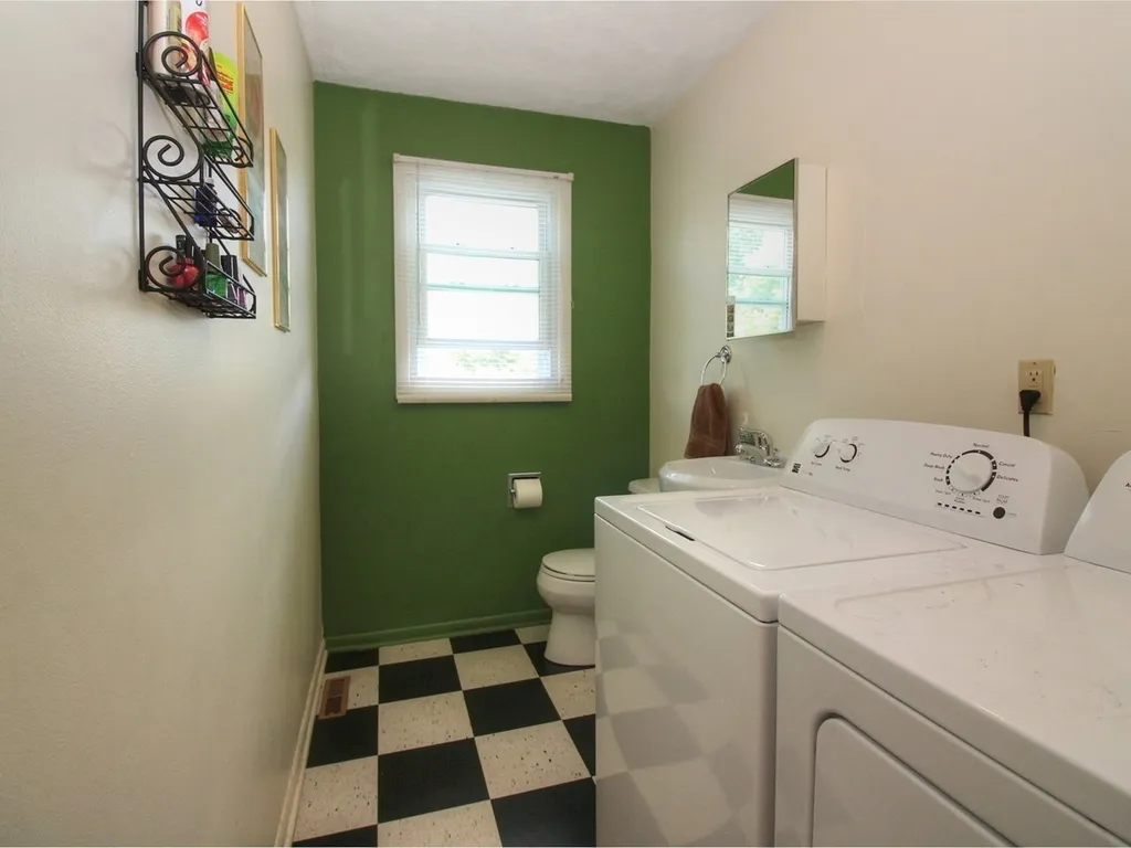 804 Mill Pond Road Colchester VT 05446