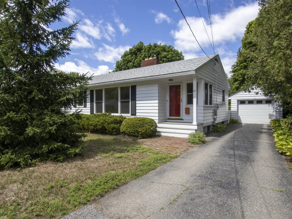 66 Cross Parkway Burlington VT 05408