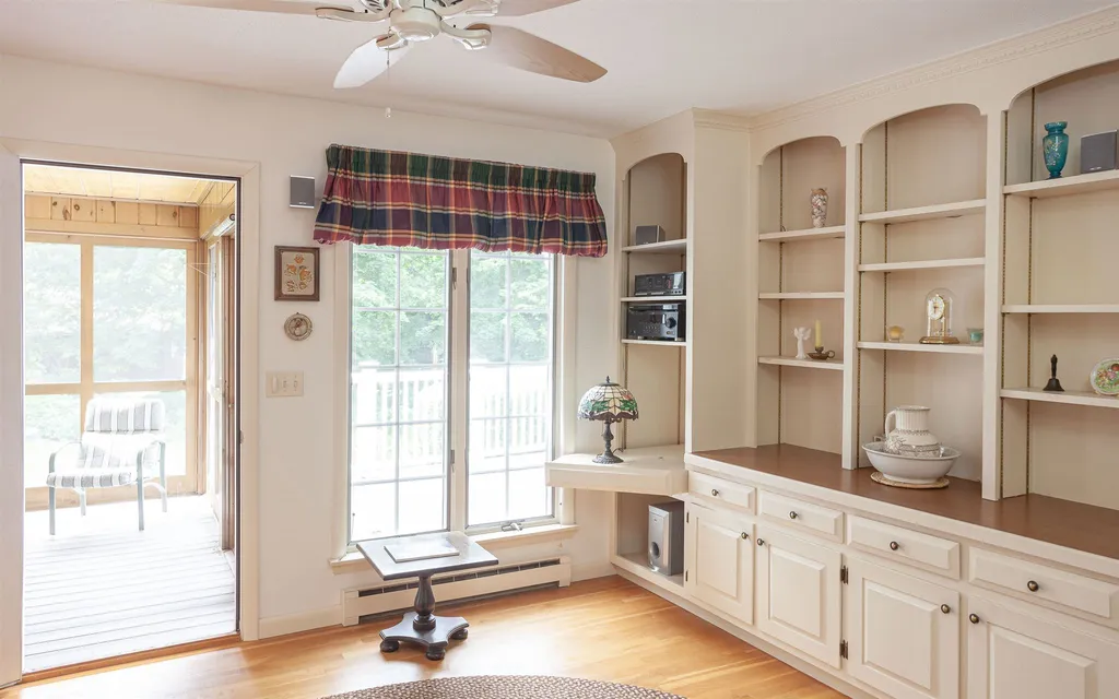 25 South Street Walpole NH 03608