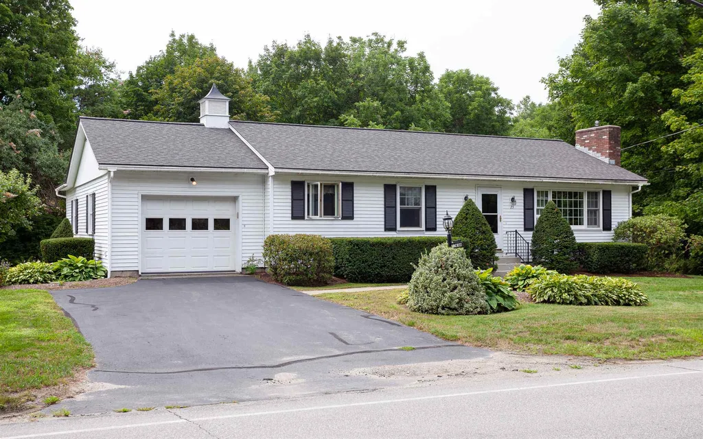 25 South Street Walpole NH 03608