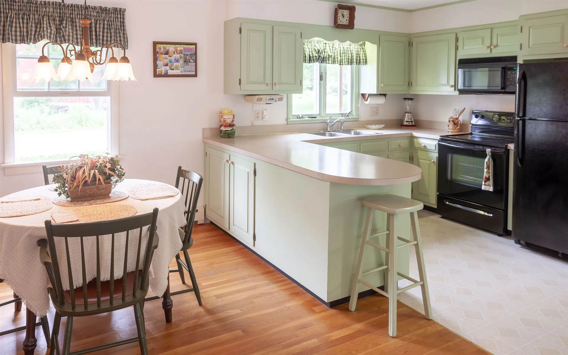 25 South Street Walpole NH 03608