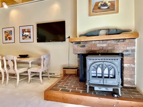 36 Fairway Drive Sunapee NH 03782